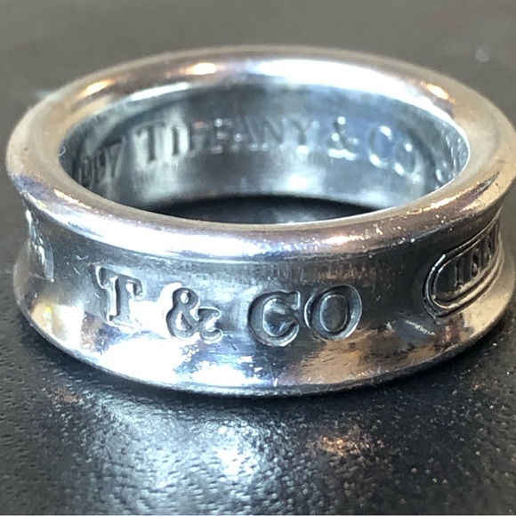 TIFFANY Sterling Silver Fluted Engraved Ring From 1997 Sz 5-1/2 - Picture 16 of 17